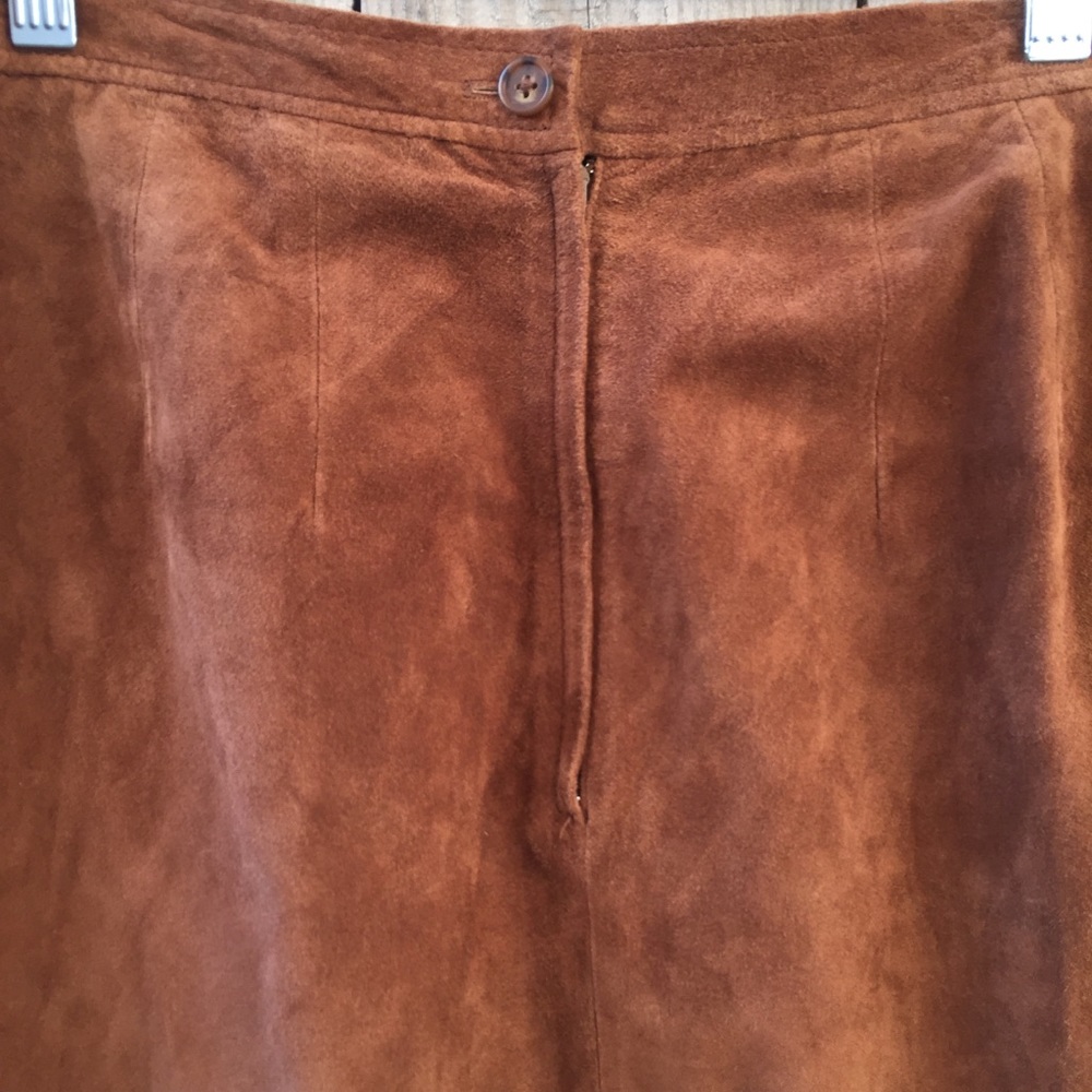 Leather Skirt 🤠 - Picture 4 of 5